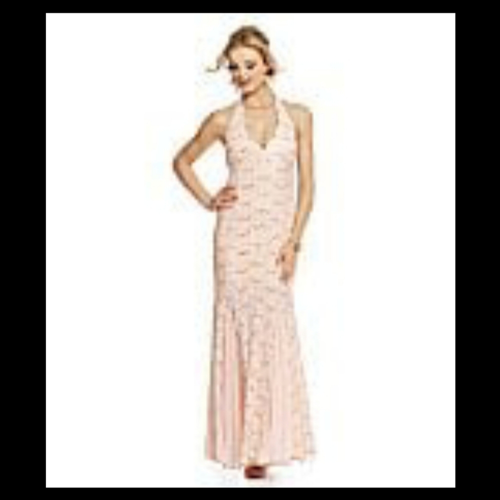 💖JUMP APPAREL PINK BEADED GOWN $145!!!
